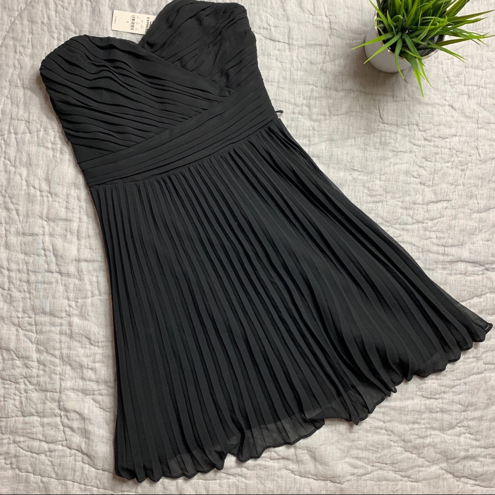 NWT express strapless pleated mini dress